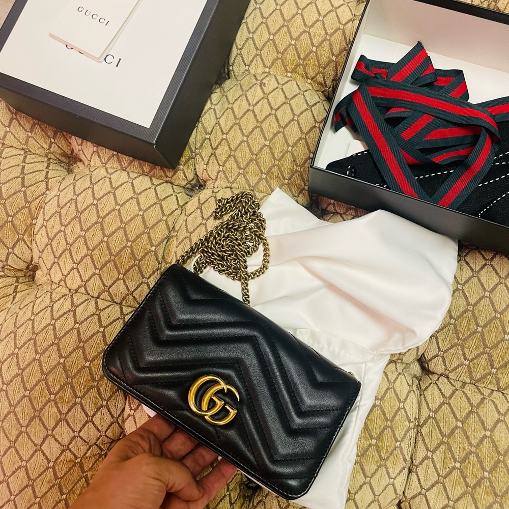 Authentic Gucci mini chain GG Marmont mini black matelasse leather crossbody bag